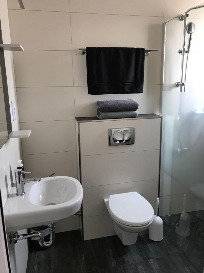 Gaestehaus Strauss Rodgau Esterno foto