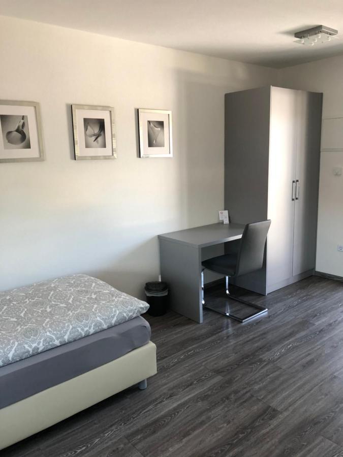 Gaestehaus Strauss Rodgau Esterno foto